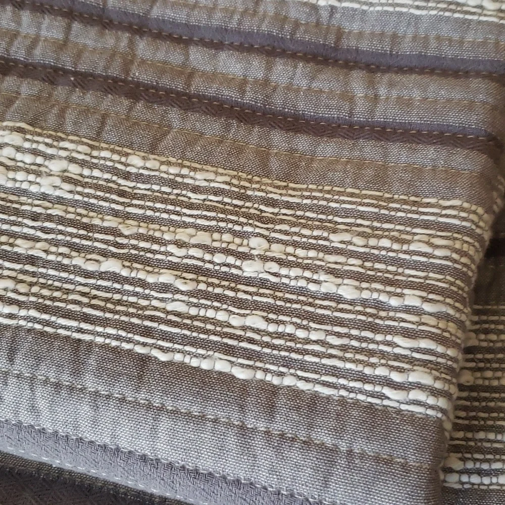 Frye NWOT Waverunner Textured Quilted Standard Pillow Shams Set of 2